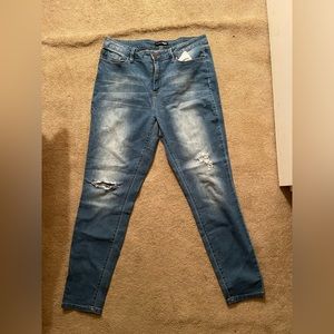 FashionNova Curvy Jeans